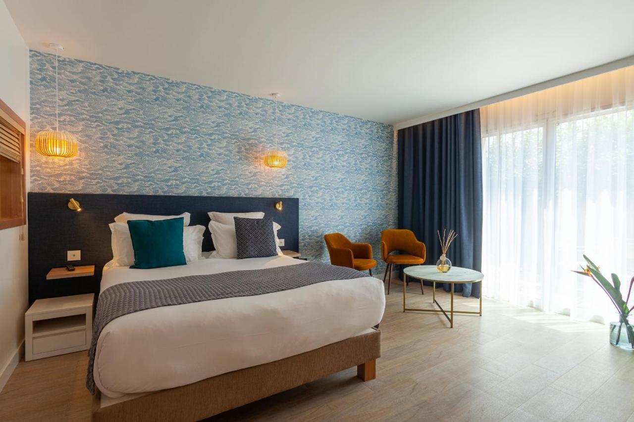 Hotel La Piscine Le Lavandou Luaran gambar